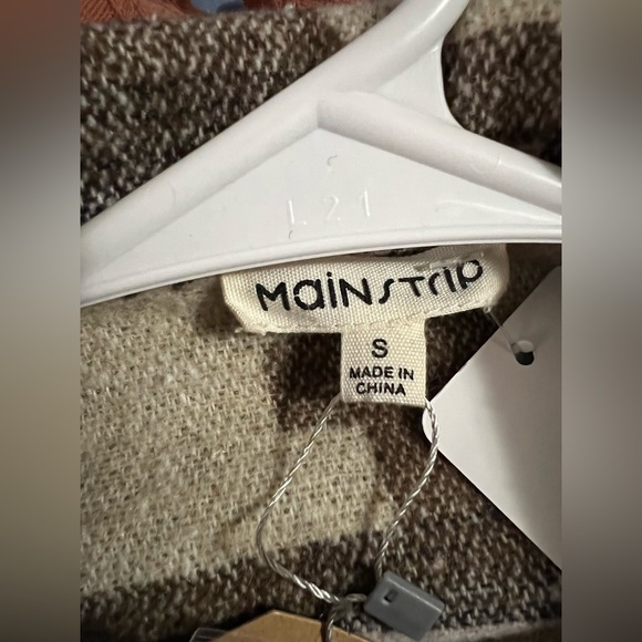 Aztec Shacket - Picture 6 of 6